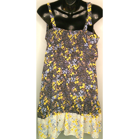 Francesca's Jun + Ivy Two toned Boho Floral Summer Mini Dress Ruffle Hem Large - Picture 4 of 11